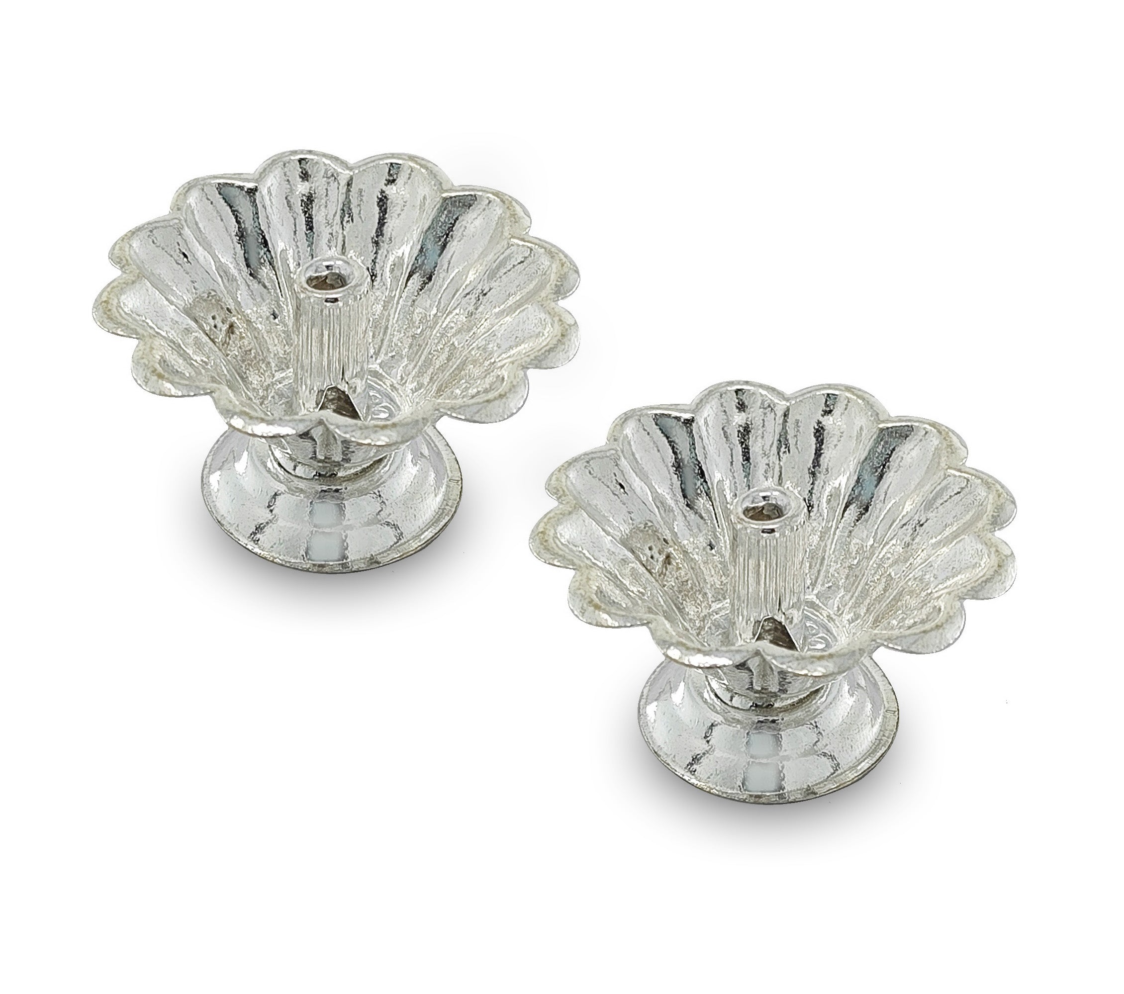 BENGALEN Silver Plated Diya with Red Velvet Gift Box Dia Pooja Items Diwali Decoration Puja Gifts Handmade Oil Lamp Traditional Indian Deepawali Gift Items